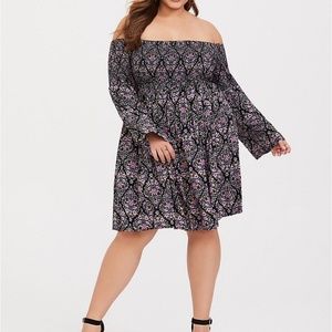 Torrid Off-Shoulder Floral Bell Sleeve Dress Sz 2X